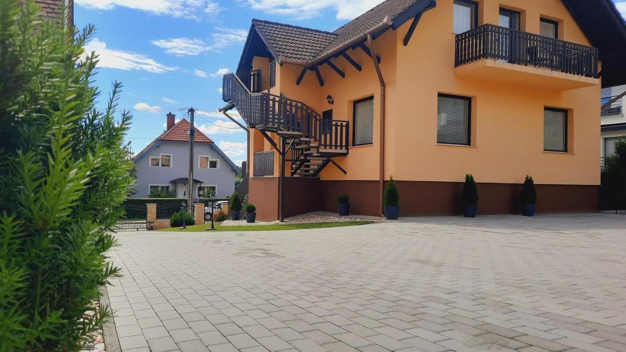 Apartmanhaz King Hévíz Eksteriør bilde